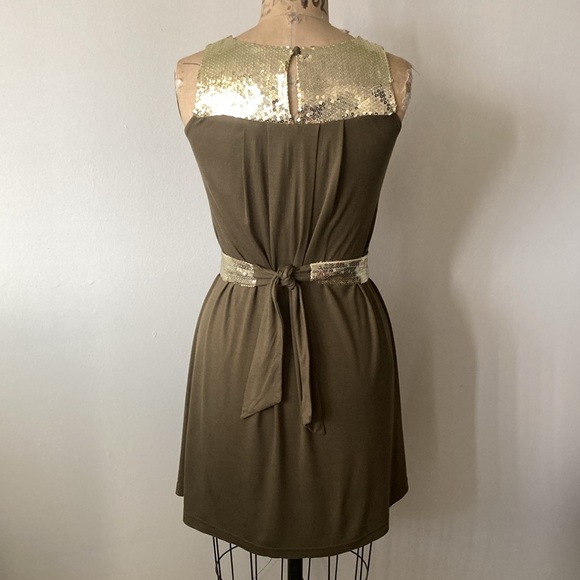 C Luce Gold Sequin T Shirt Dress | Olive Green Army | sz Small | A Line Belt - Picture 5 of 10